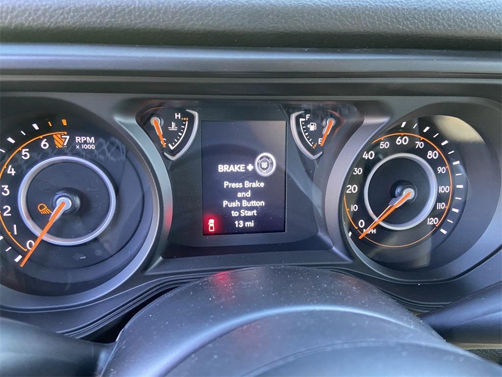 new 2025 Jeep Gladiator car, priced at $38,245