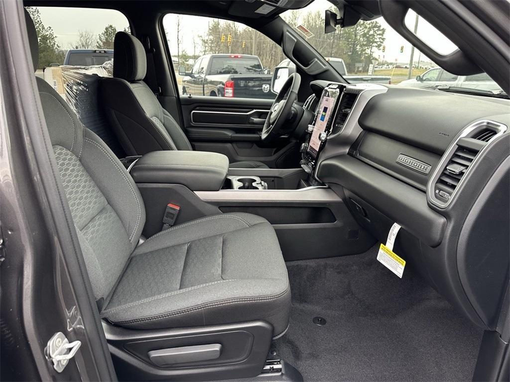 new 2025 Ram 1500 car, priced at $45,477