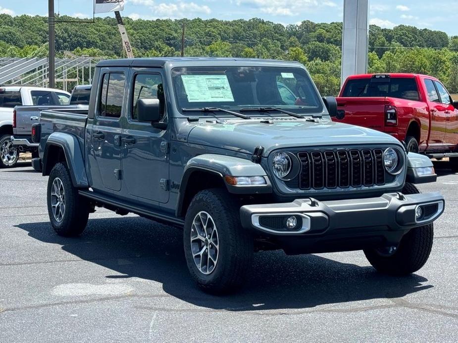 new 2024 Jeep Gladiator car, priced at $42,889