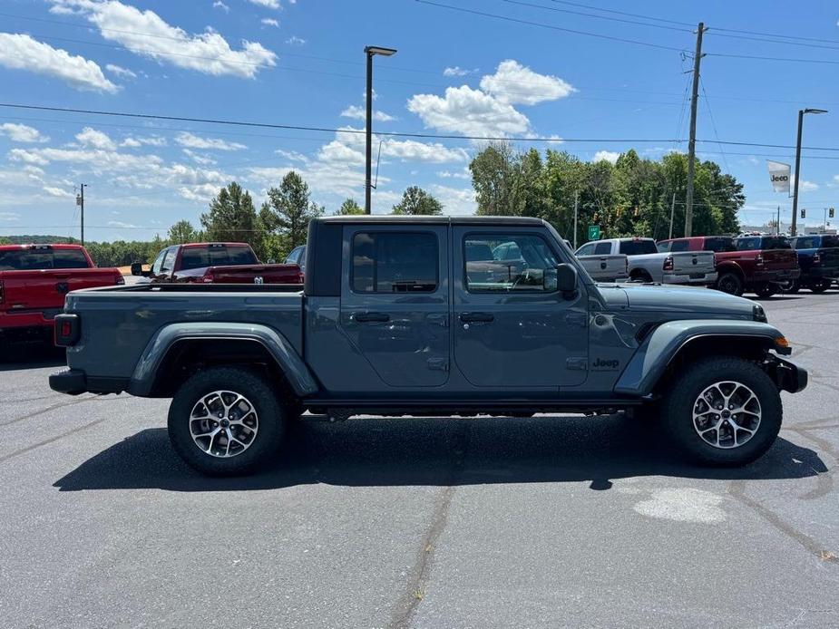 new 2024 Jeep Gladiator car, priced at $42,889