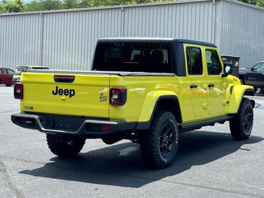 new 2024 Jeep Gladiator car, priced at $45,423