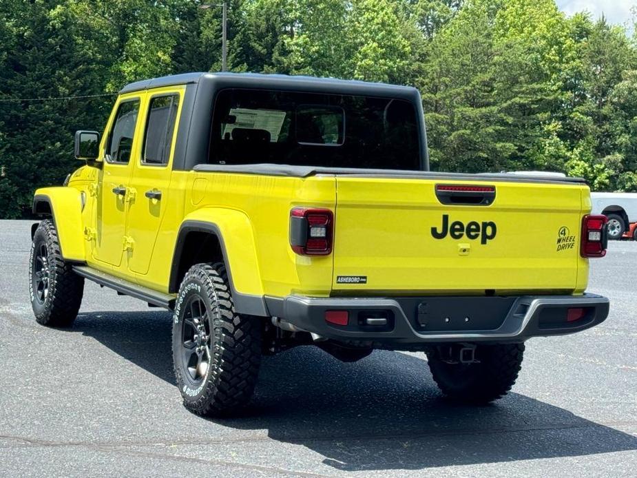 new 2024 Jeep Gladiator car, priced at $48,670