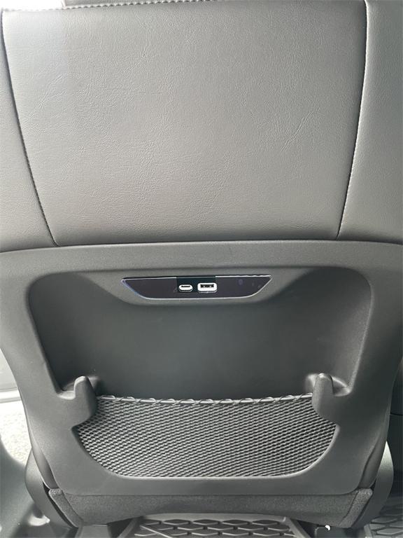 new 2025 Chrysler Pacifica car, priced at $39,995