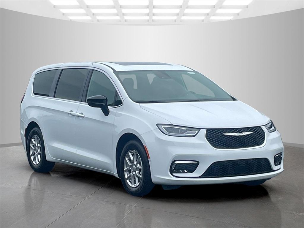 new 2025 Chrysler Pacifica car, priced at $39,995