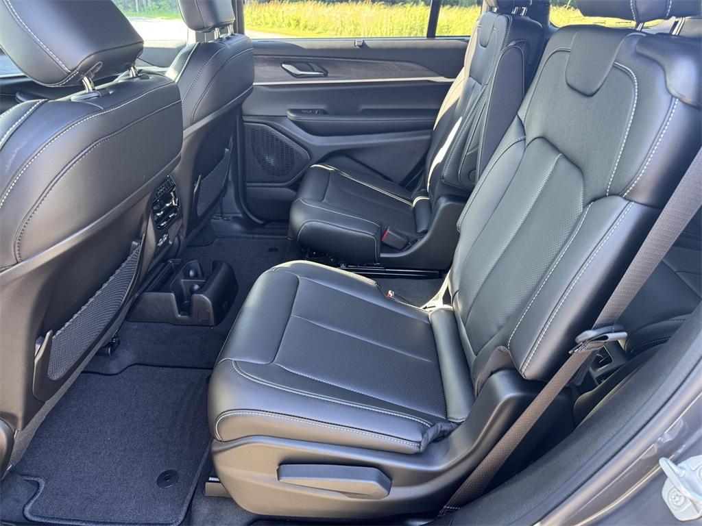 new 2025 Jeep Grand Cherokee L car, priced at $44,855