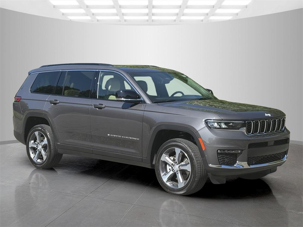new 2025 Jeep Grand Cherokee L car, priced at $44,755