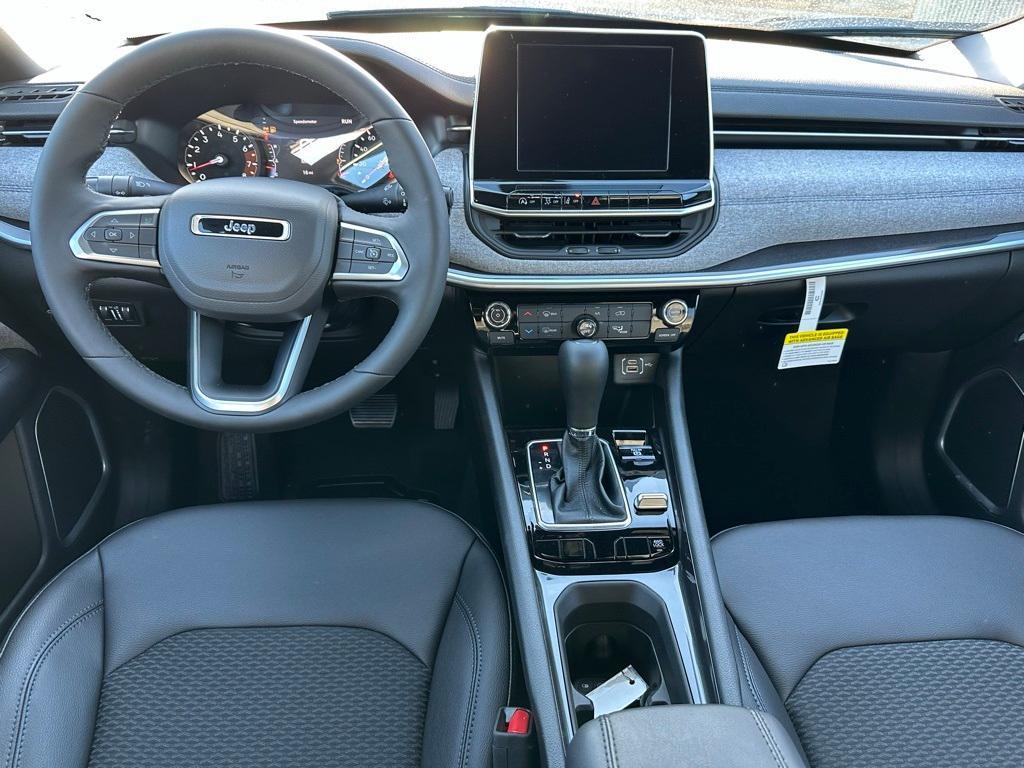 new 2025 Jeep Compass car, priced at $22,405