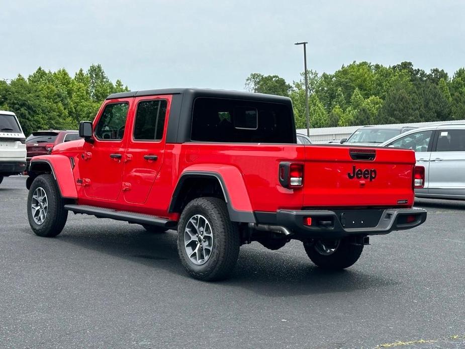 new 2024 Jeep Gladiator car, priced at $38,400