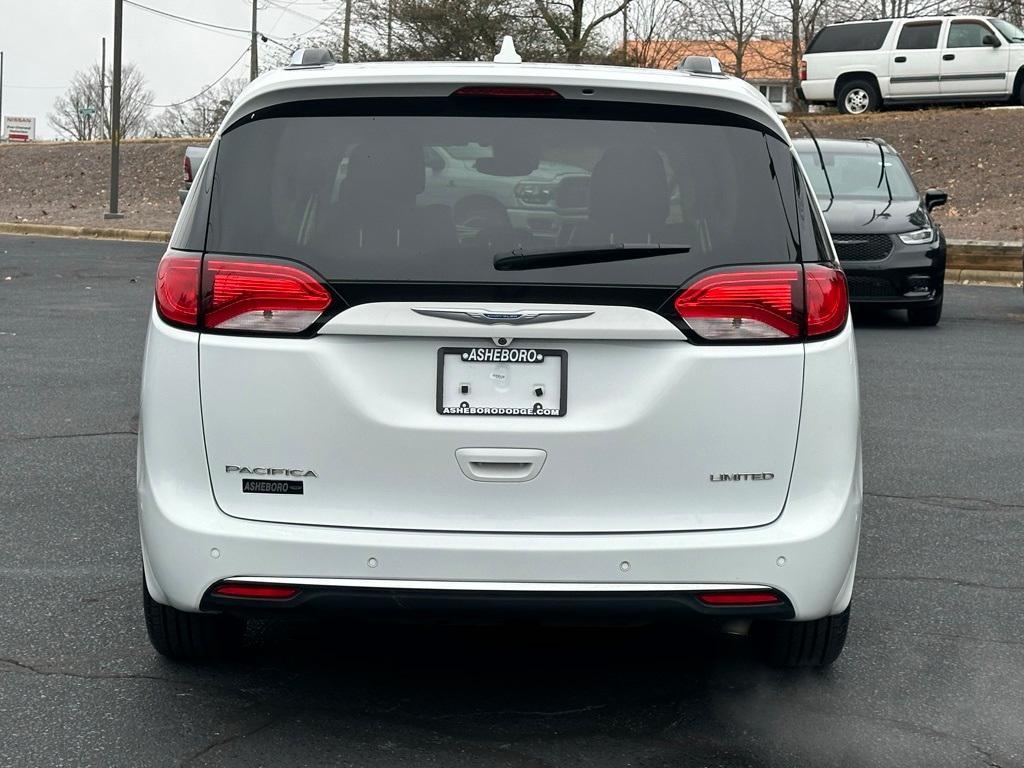 used 2018 Chrysler Pacifica car, priced at $16,595