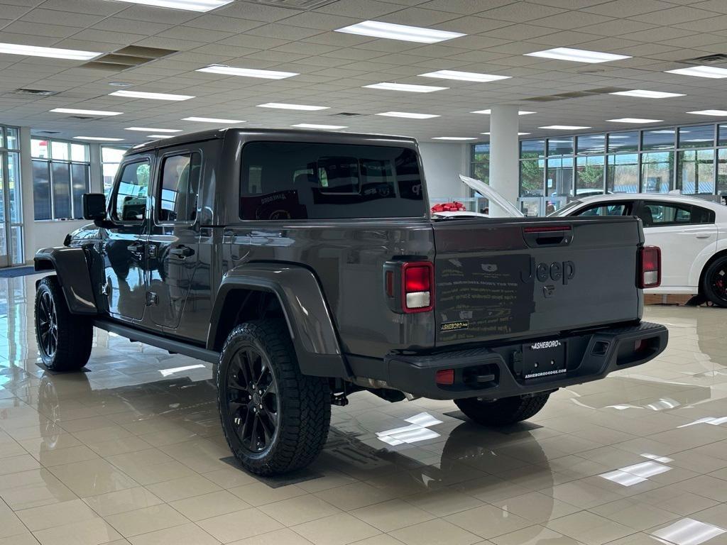 new 2025 Jeep Gladiator car, priced at $37,485