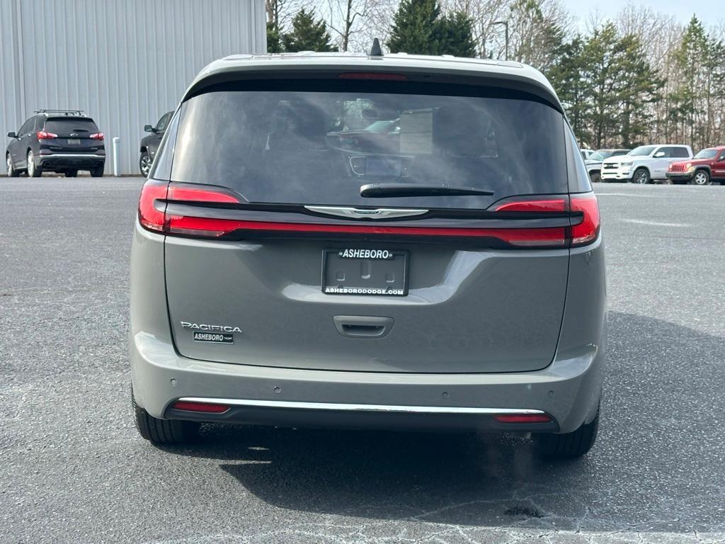 new 2025 Chrysler Pacifica car, priced at $38,490