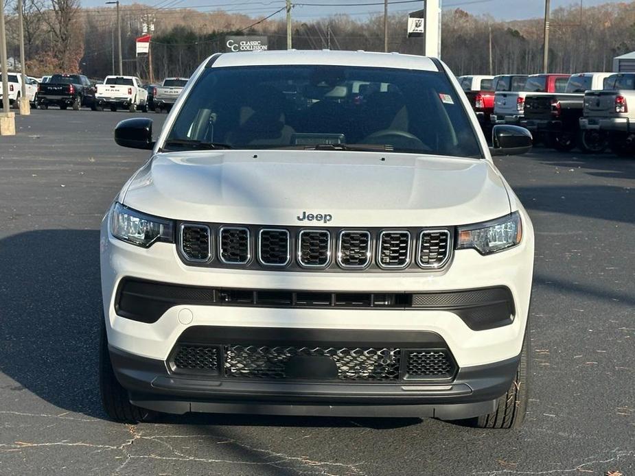 new 2025 Jeep Compass car, priced at $22,895