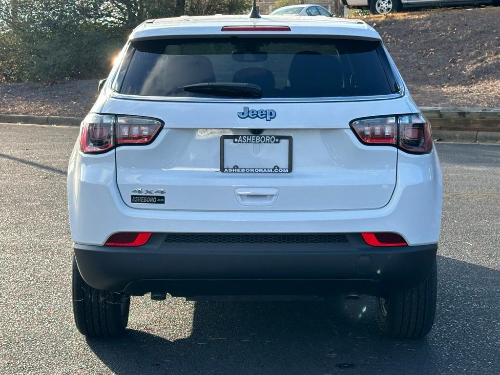 new 2025 Jeep Compass car, priced at $22,895