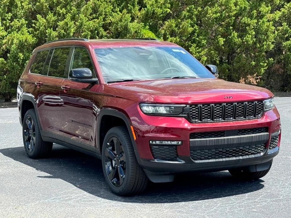 new 2024 Jeep Grand Cherokee L car, priced at $40,690