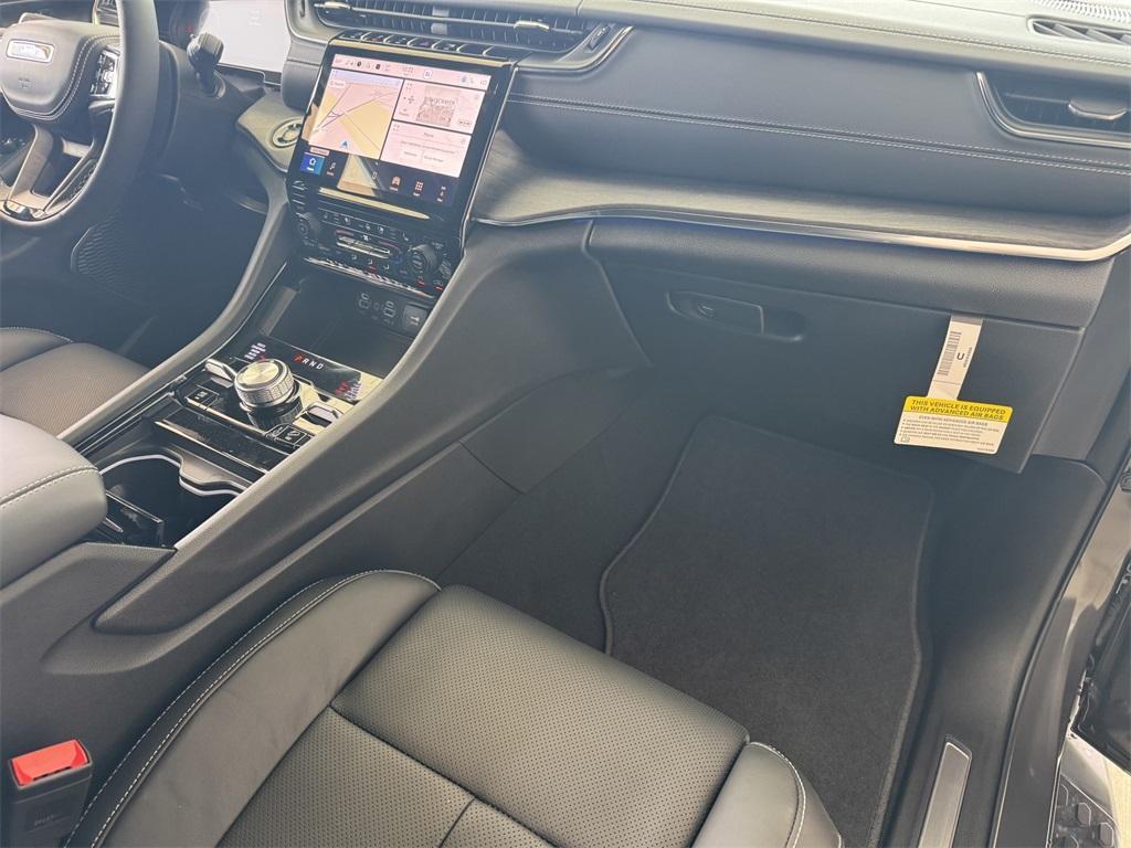 new 2025 Jeep Grand Cherokee L car, priced at $61,699