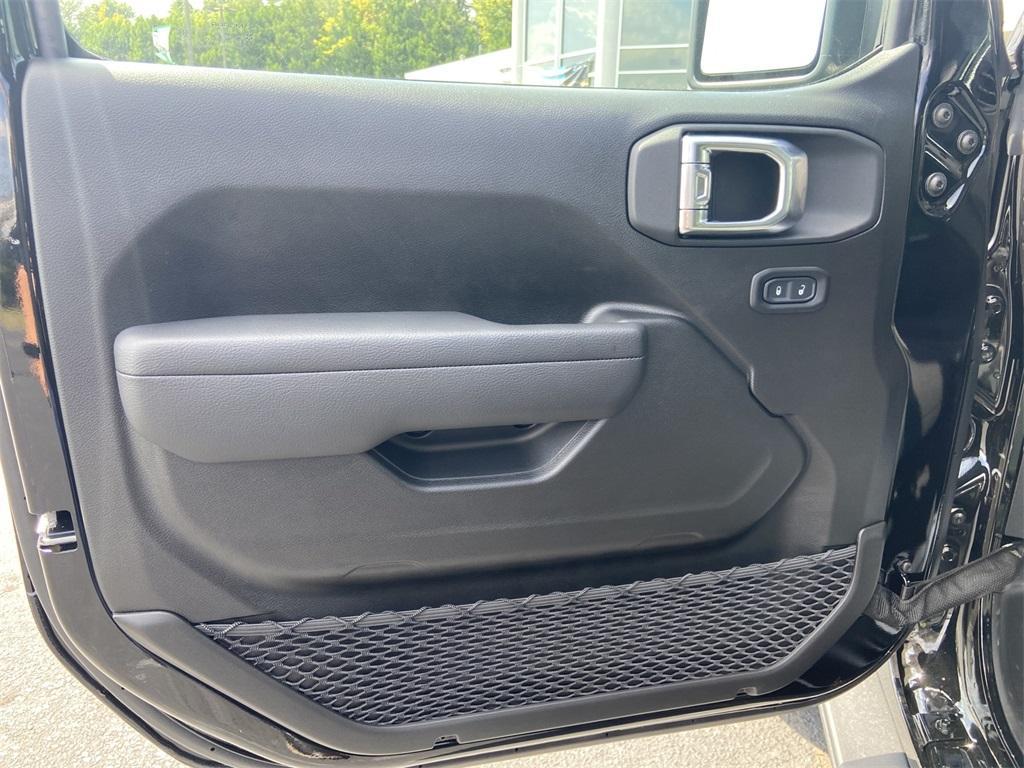 new 2025 Jeep Wrangler car, priced at $38,300