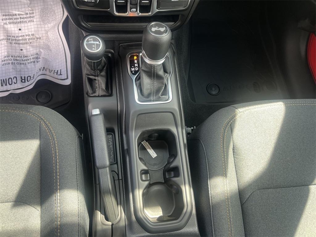 new 2025 Jeep Wrangler car, priced at $43,314