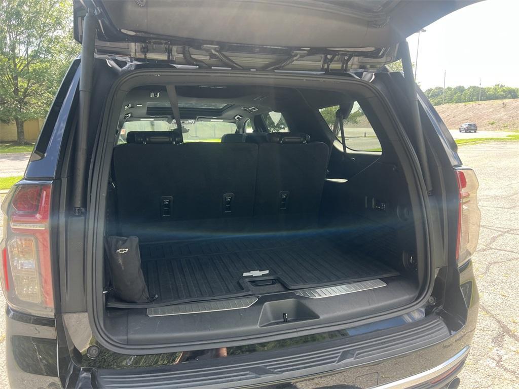 used 2021 Chevrolet Suburban car, priced at $47,995
