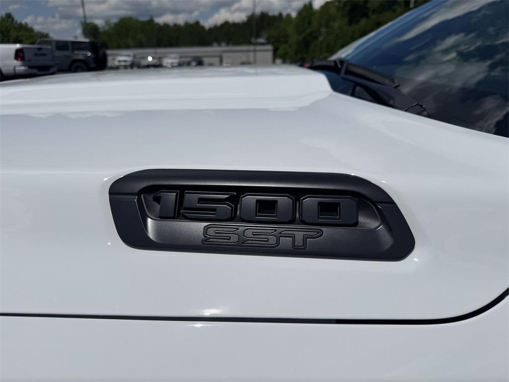 new 2025 Ram 1500 car, priced at $46,699