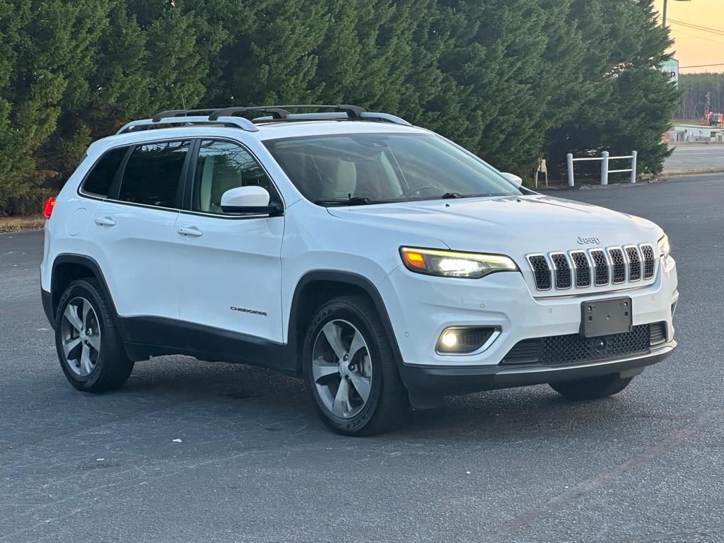 used 2019 Jeep Cherokee car, priced at $17,395