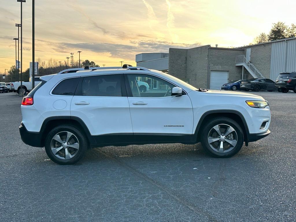 used 2019 Jeep Cherokee car, priced at $17,395