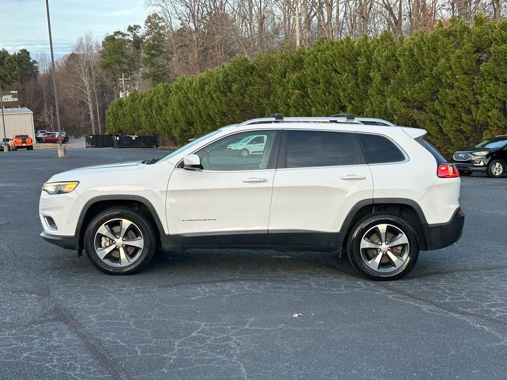 used 2019 Jeep Cherokee car, priced at $17,395