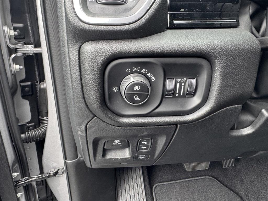 new 2025 Ram 1500 car, priced at $58,999