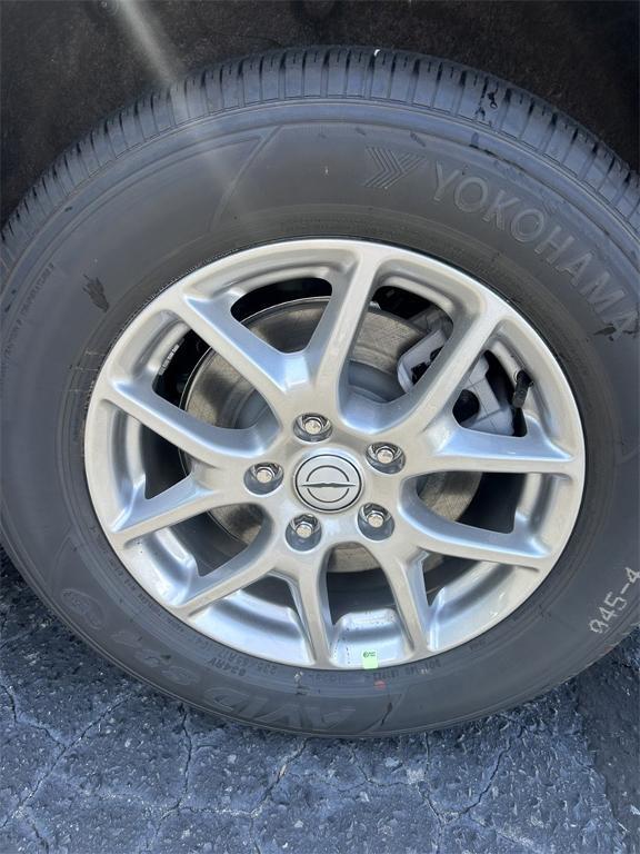 new 2025 Chrysler Pacifica car, priced at $38,215