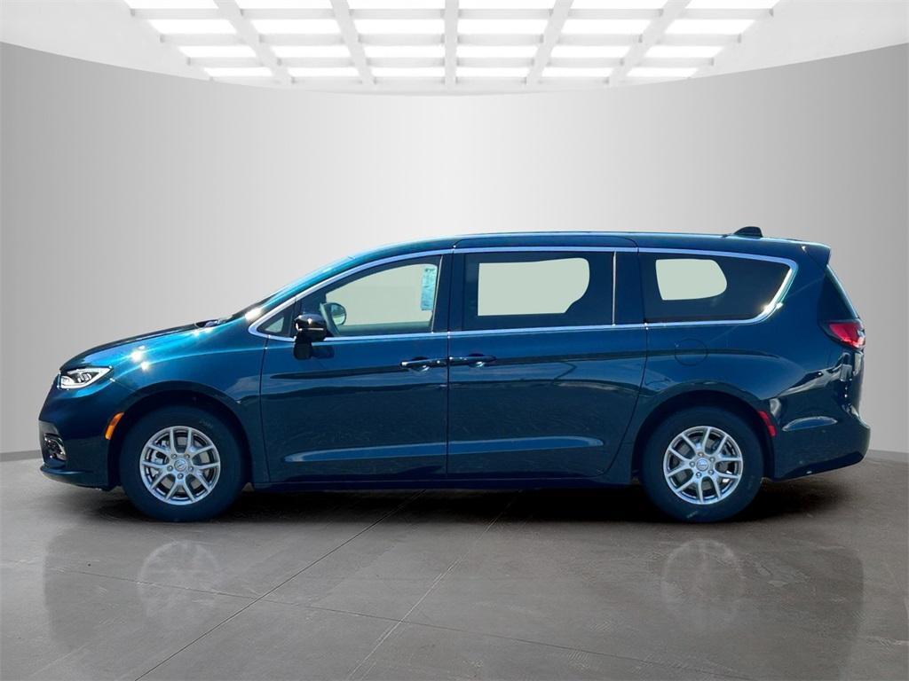 new 2025 Chrysler Pacifica car, priced at $38,215