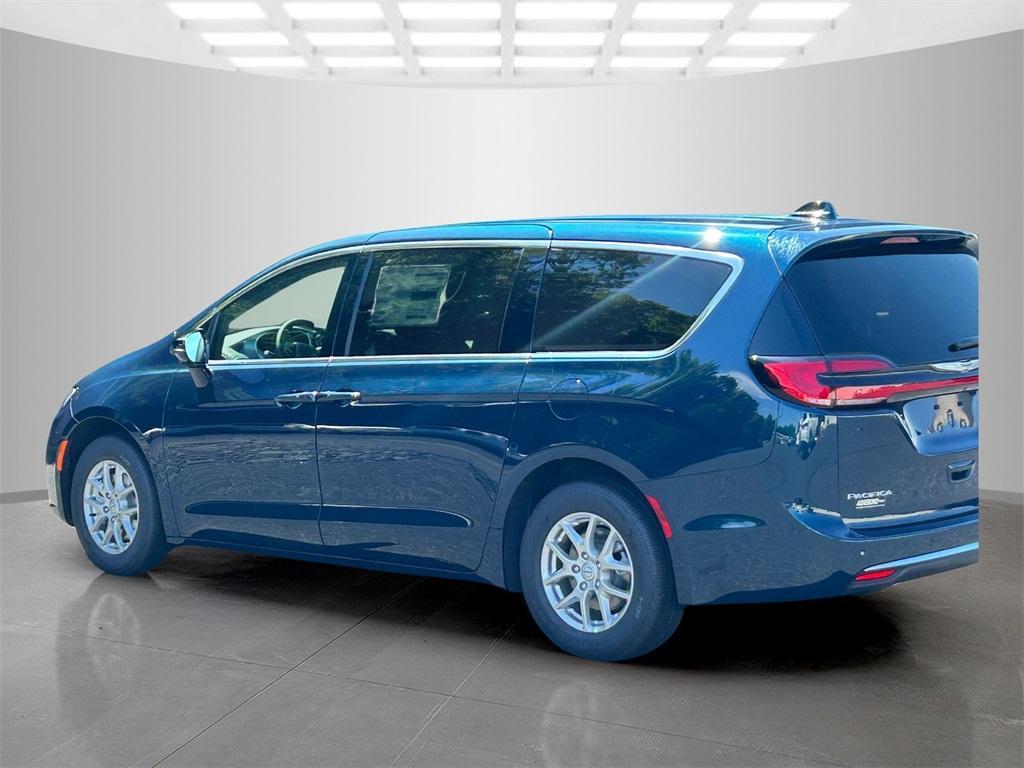 new 2025 Chrysler Pacifica car, priced at $38,215