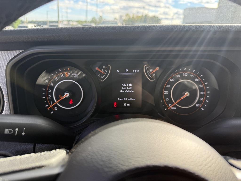 new 2025 Jeep Gladiator car, priced at $40,245