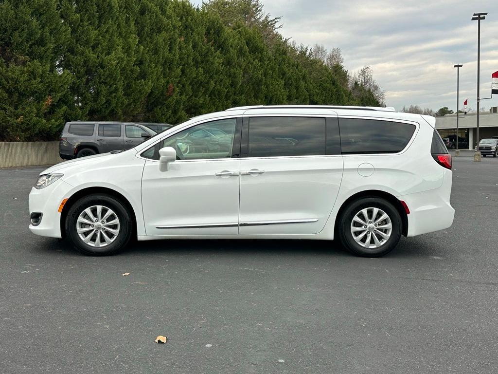 used 2019 Chrysler Pacifica car, priced at $16,595