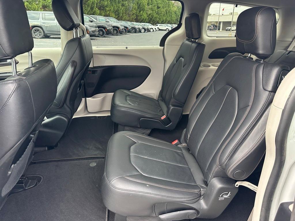 used 2019 Chrysler Pacifica car, priced at $16,595