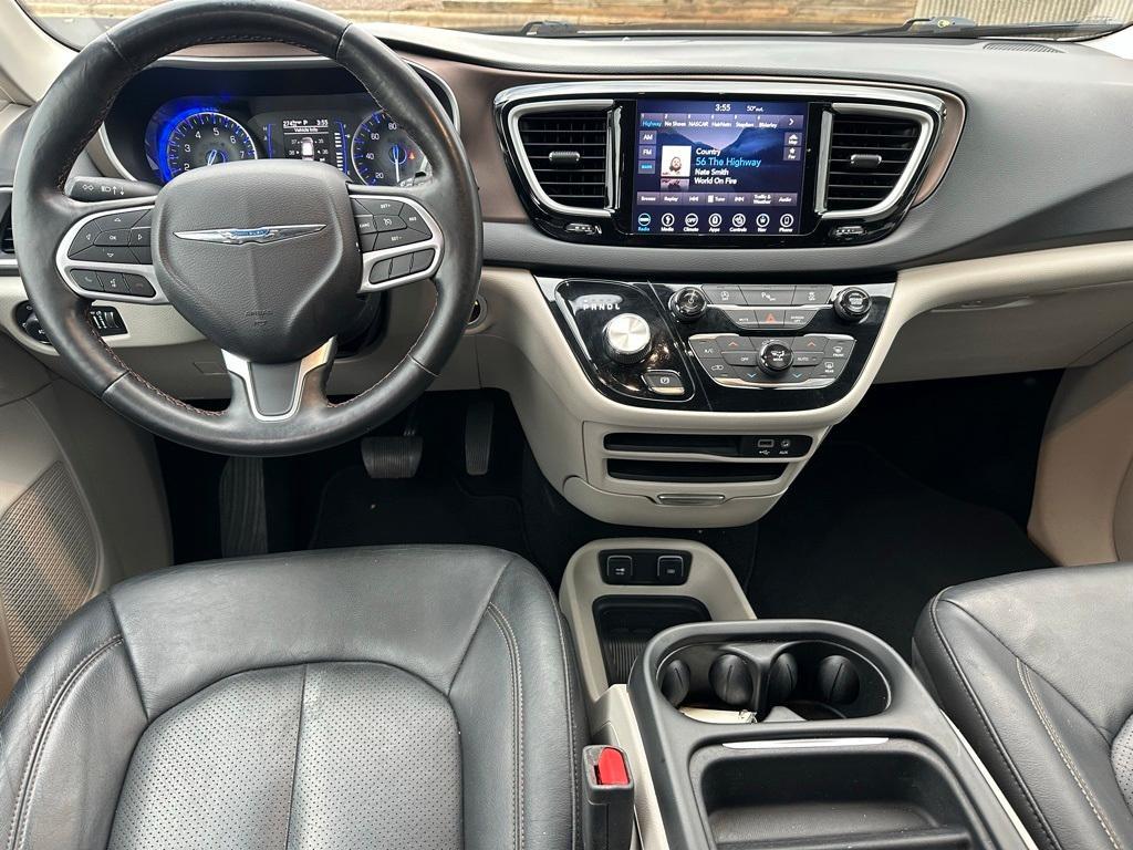 used 2019 Chrysler Pacifica car, priced at $16,595