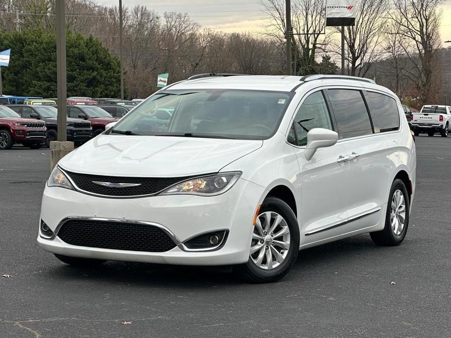 used 2019 Chrysler Pacifica car, priced at $16,595