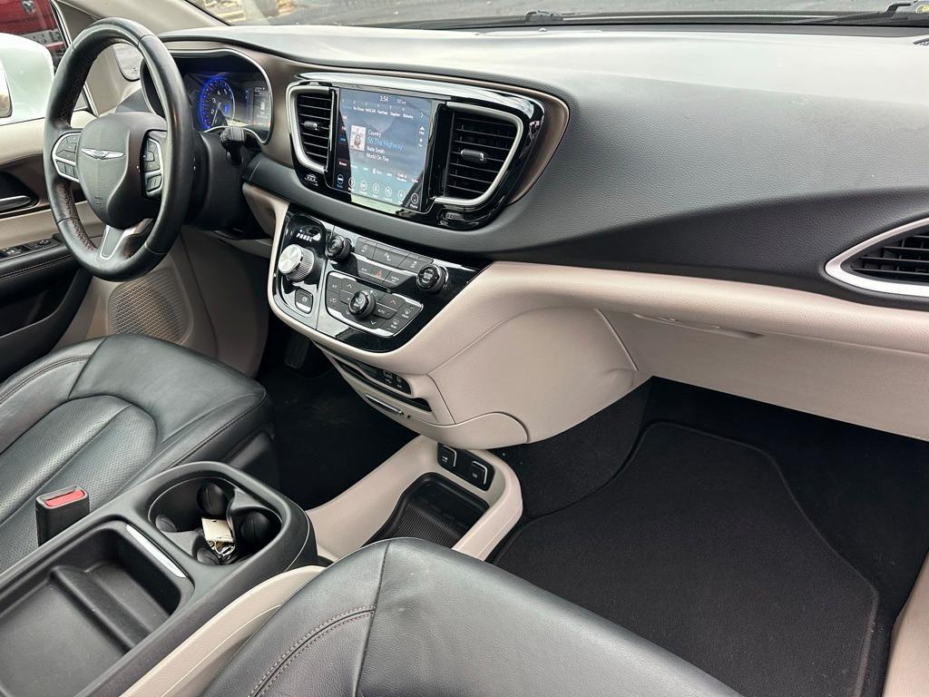 used 2019 Chrysler Pacifica car, priced at $16,595