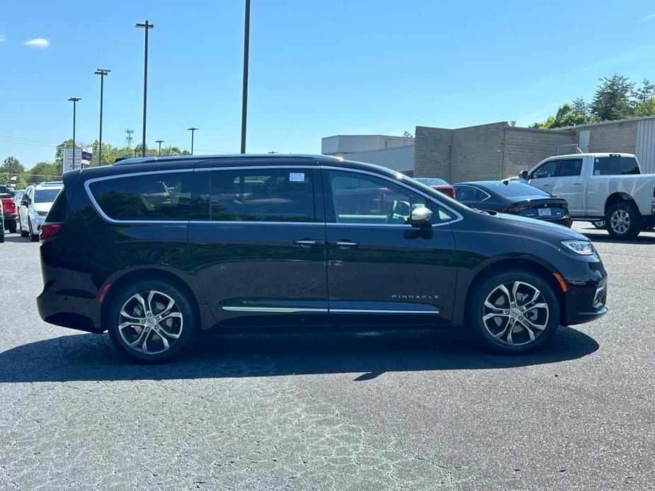 new 2024 Chrysler Pacifica car, priced at $50,995