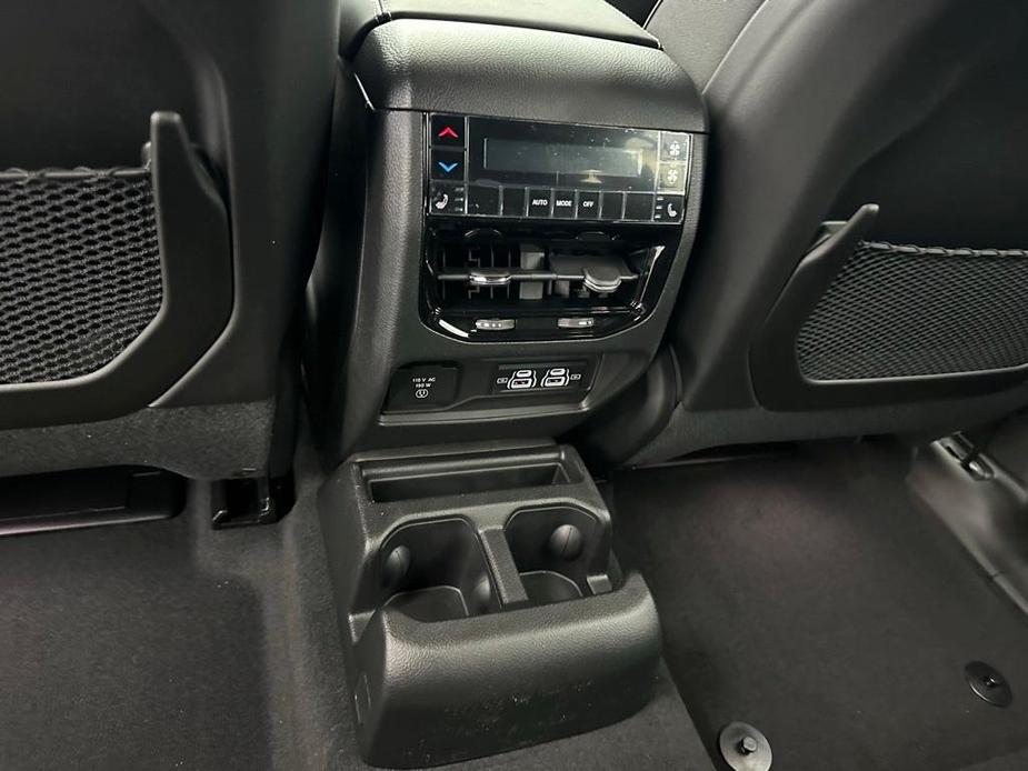 new 2024 Jeep Grand Cherokee L car, priced at $59,975