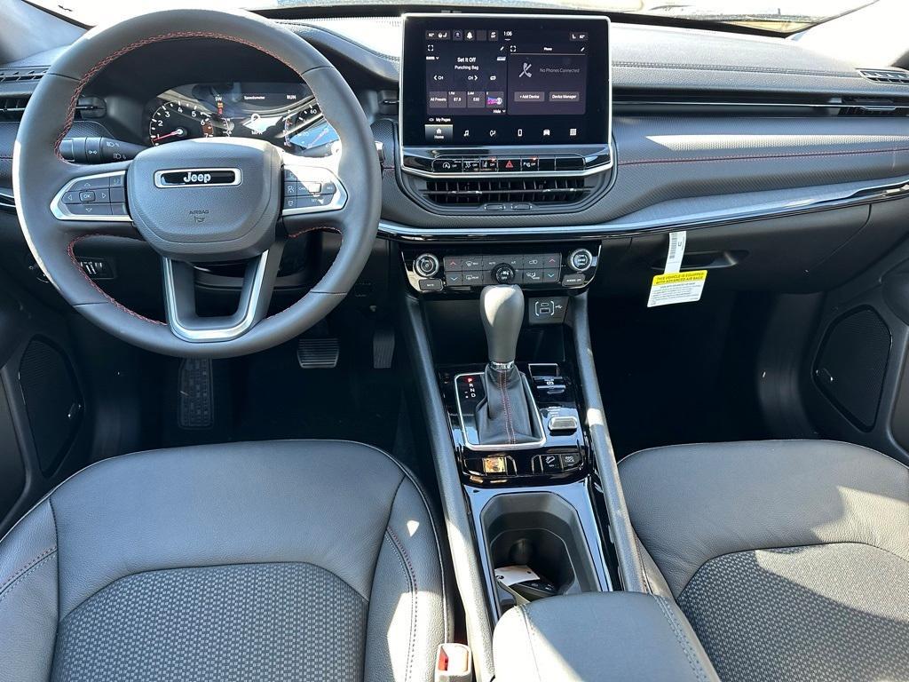 new 2024 Jeep Compass car, priced at $34,990