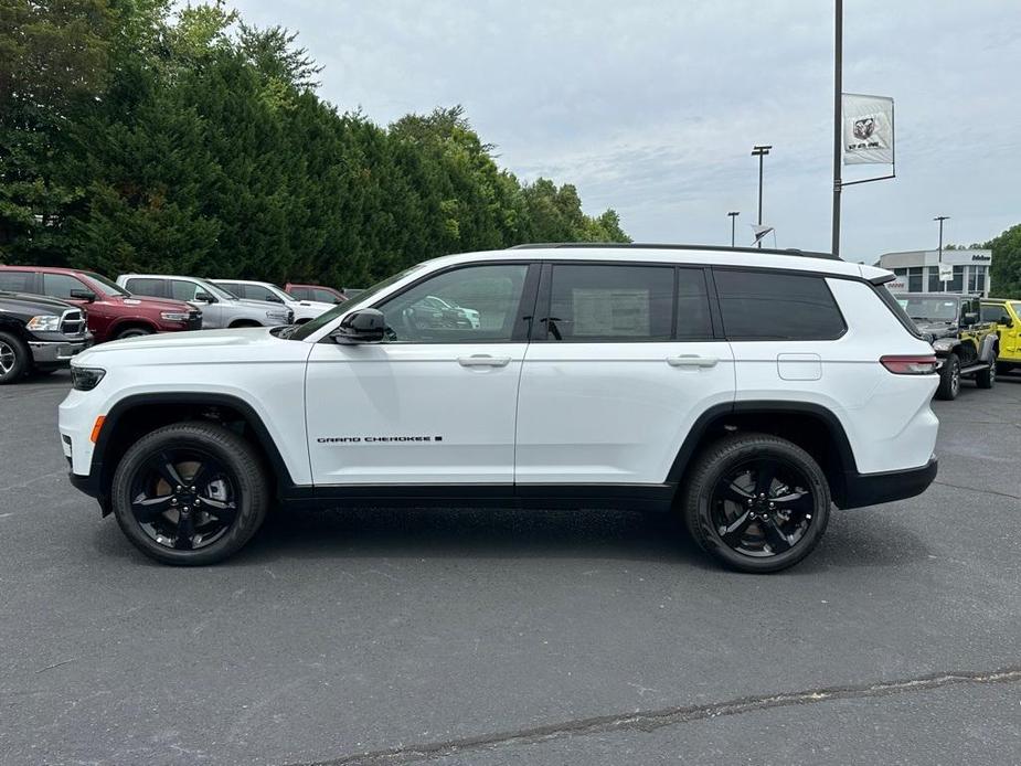 new 2024 Jeep Grand Cherokee L car, priced at $45,190