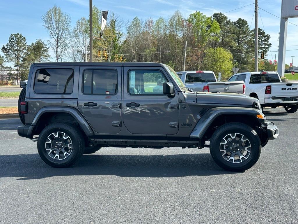 new 2025 Jeep Wrangler car, priced at $55,999