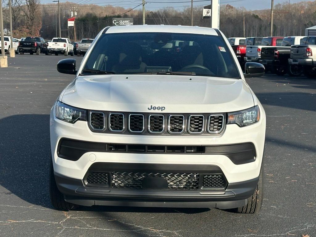 new 2025 Jeep Compass car, priced at $27,495