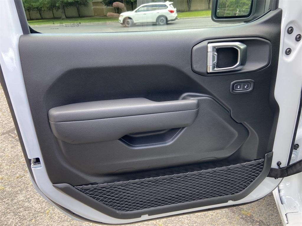 new 2025 Jeep Wrangler car, priced at $42,719
