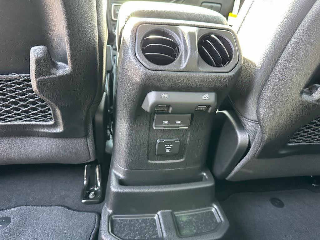 new 2025 Jeep Wrangler car, priced at $53,799