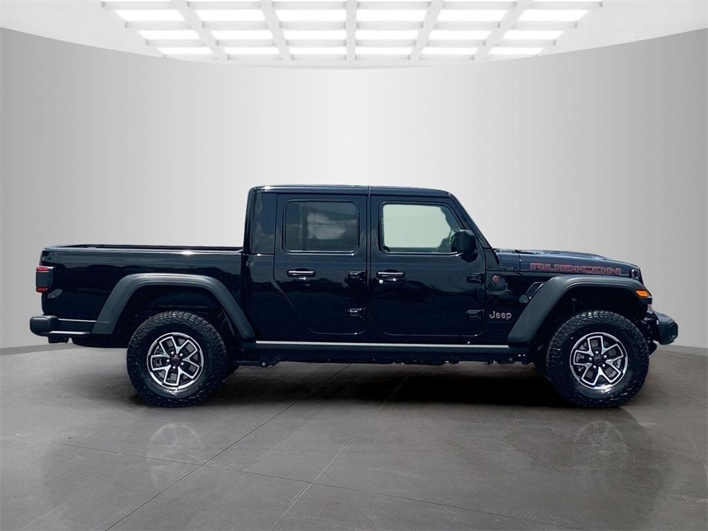 new 2025 Jeep Gladiator car, priced at $50,300