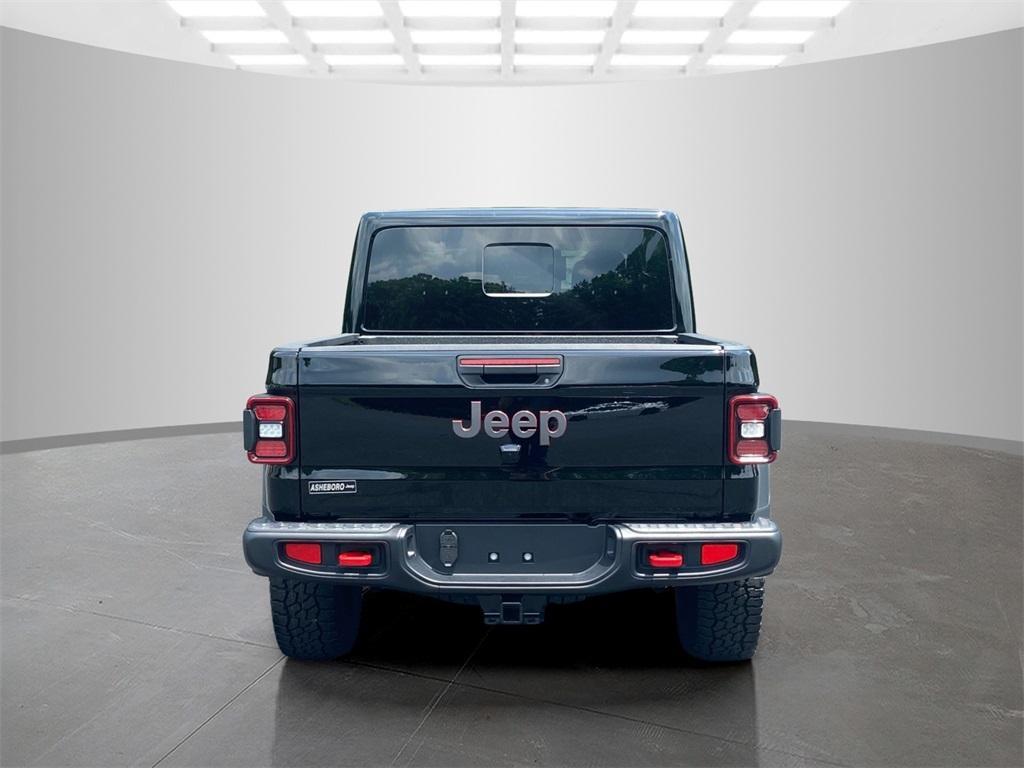 new 2025 Jeep Gladiator car, priced at $50,300
