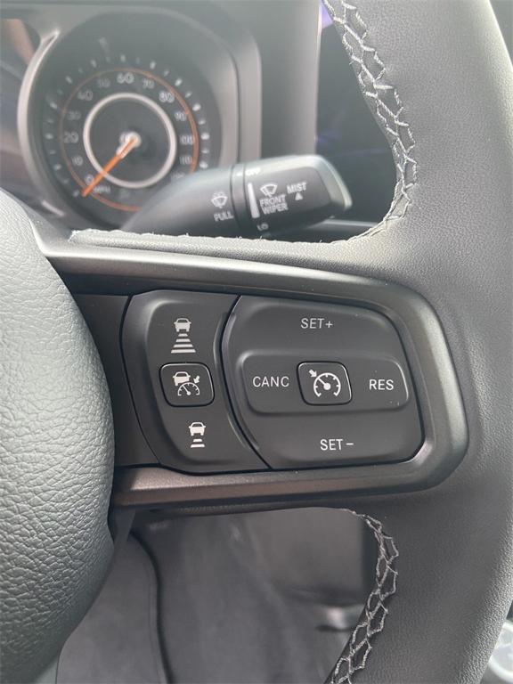 new 2025 Jeep Gladiator car, priced at $50,300