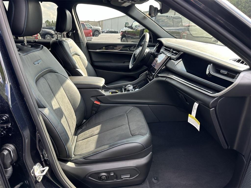 new 2024 Jeep Grand Cherokee 4xe car, priced at $53,499