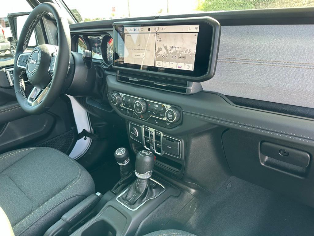 new 2025 Jeep Wrangler car, priced at $48,399