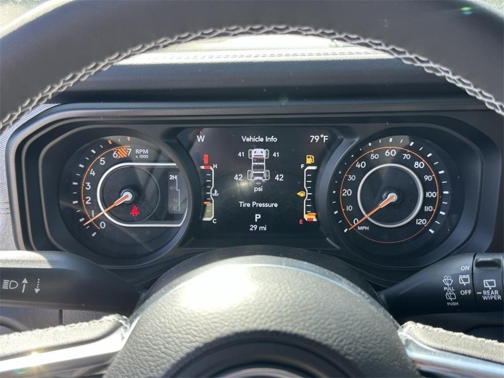 new 2025 Jeep Wrangler car, priced at $47,006